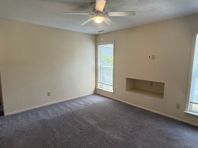 306 Pine Valley Rd in Jacksonville, NC - Building Photo - Building Photo