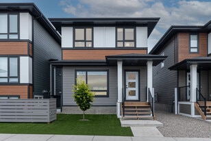 The Meadows in Saskatoon, SK - Building Photo