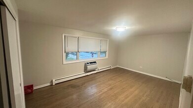 2802 N Rutherford Ave in Chicago, IL - Building Photo - Building Photo