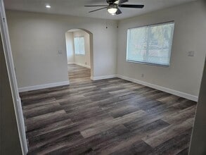 2551 NE 7th Ter in Pompano Beach, FL - Foto de edificio - Building Photo