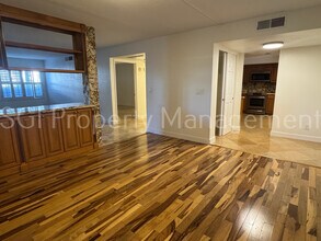 5110 N 31st Way in Phoenix, AZ - Building Photo - Building Photo