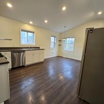 241 Short St in Erie, PA - Building Photo