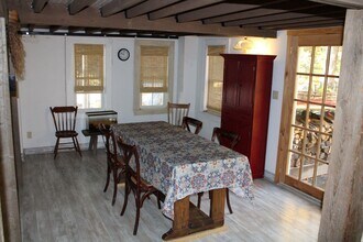 725 New Hampshire Rte 103 in Newbury, NH - Building Photo - Building Photo