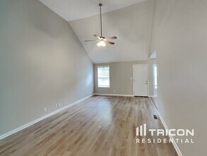 2432 Egret Dr in Clarksville, TN - Building Photo - Building Photo