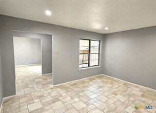 118 Richardson Dr in Schertz, TX - Building Photo - Building Photo