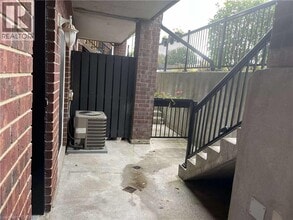 45 Cedarhill Crescent in Kitchener, ON - Building Photo - Building Photo