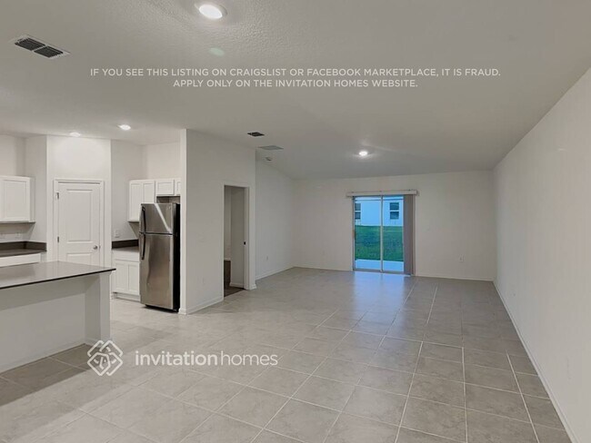 4073 Tug Hl Ln in Osteen, FL - Building Photo - Building Photo