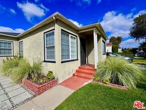 4229 Sutro Ave in Los Angeles, CA - Building Photo - Building Photo