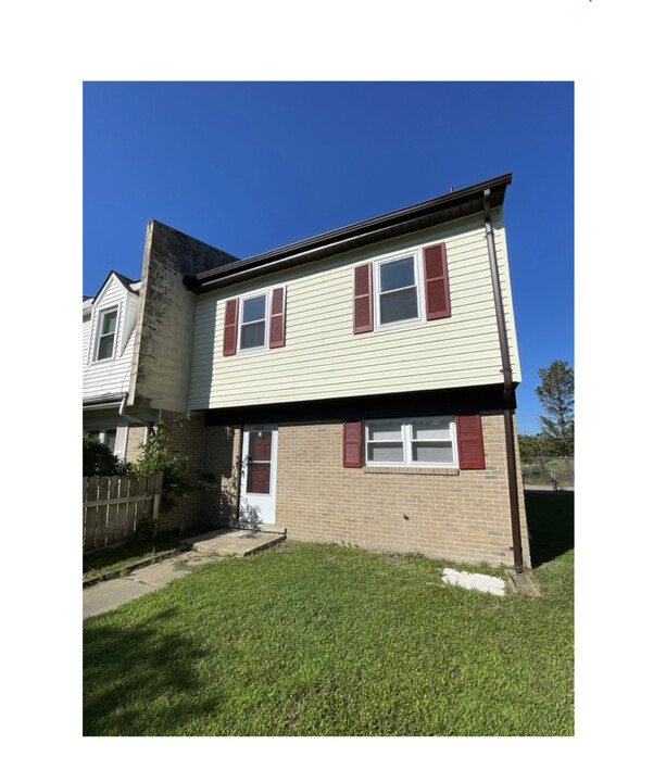 6535 Stoney Point South in Norfolk, VA - Building Photo