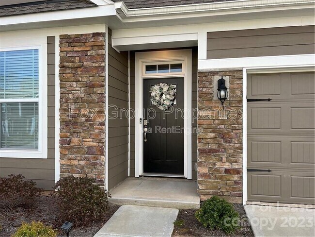 345 Preston Rd in Mooresville, NC - Building Photo - Building Photo