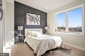 1355 Bryant St NE, Unit 5 in Washington, DC - Foto de edificio - Building Photo