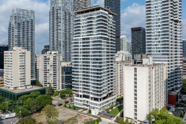 Plaza Midtown South