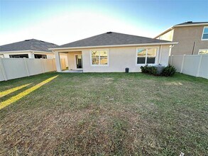 9036 Forge Breeze Lp in Wesley Chapel, FL - Building Photo - Building Photo