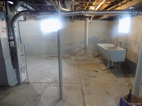 17940 Glendale St in Roseville, MI - Building Photo - Building Photo