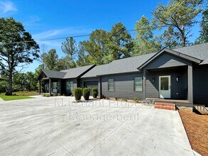 3717 Greenpond Rd in Woodruff, SC - Building Photo - Building Photo