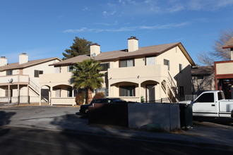 6216 Ilanos Ln in Las Vegas, NV - Building Photo - Building Photo