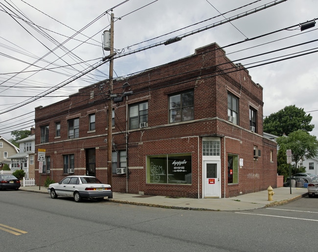 61-65 Montgomery St