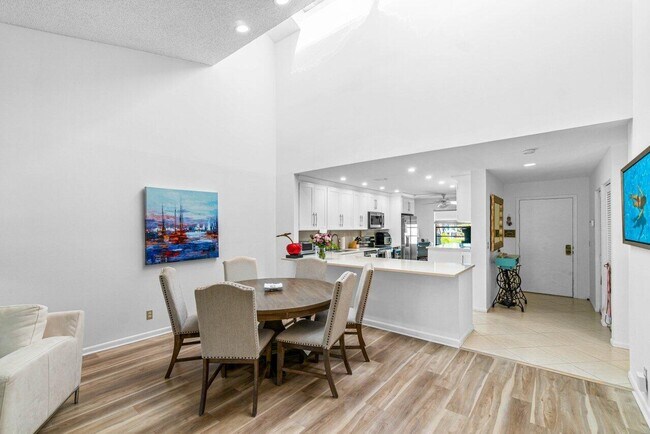 61 Eastgate Dr in Boynton Beach, FL - Building Photo - Building Photo