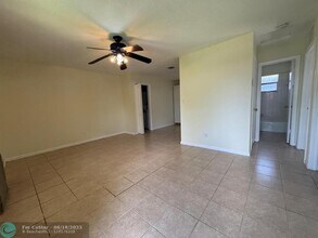 634 SW 4th Ave in Fort Lauderdale, FL - Building Photo - Building Photo