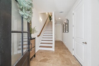 5729 Larkin St in Houston, TX - Building Photo - Building Photo