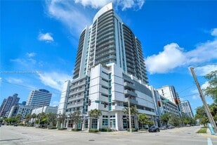 315 NE 3rd Ave, Unit 1405 in Fort Lauderdale, FL - Building Photo