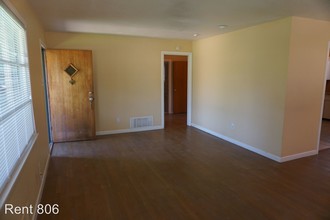 2319 32nd St in Lubbock, TX - Building Photo - Building Photo