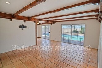 28015 Glasser Ave in Santa Clarita, CA - Building Photo - Building Photo