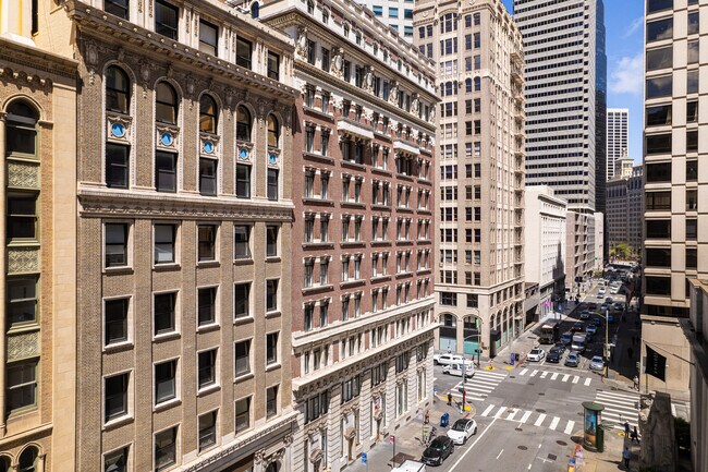 The Royal in San Francisco, CA - Building Photo - Building Photo