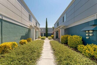 The Pointe at Cupertino in Cupertino, CA - Building Photo - Building Photo