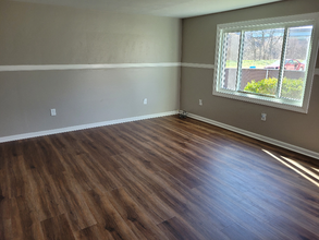 709 Coulter St in Bridgeville, PA - Building Photo - Building Photo