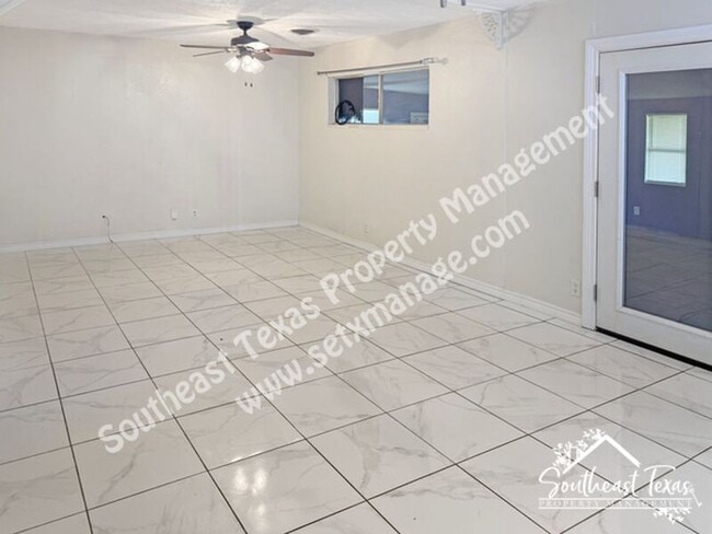 515 Devon Dr in Beaumont, TX - Building Photo - Building Photo