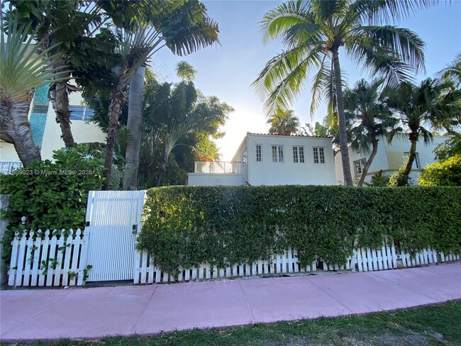 property at 912 Euclid Ave