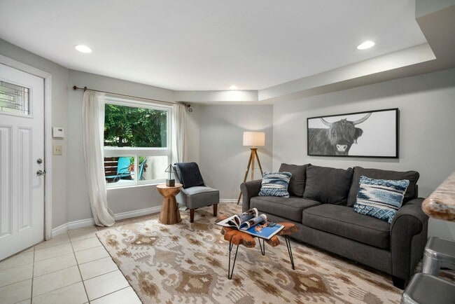 property at 102 30th Ave