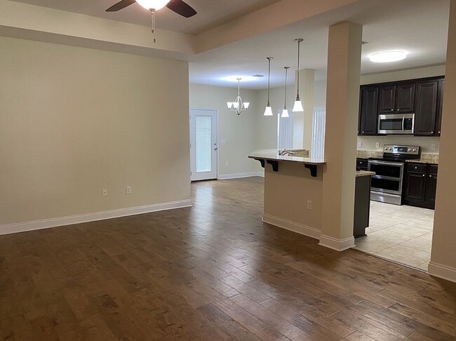 2267 Tom St in Navarre, FL - Foto de edificio - Building Photo