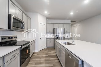 2420 Appalachian Trl Dr in Monroe, NC - Building Photo - Building Photo