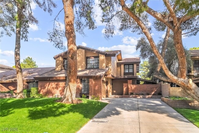 property at 968 Pinehurst Dr