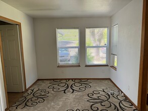 3021 Delmar Ave in Loomis, CA - Building Photo - Building Photo