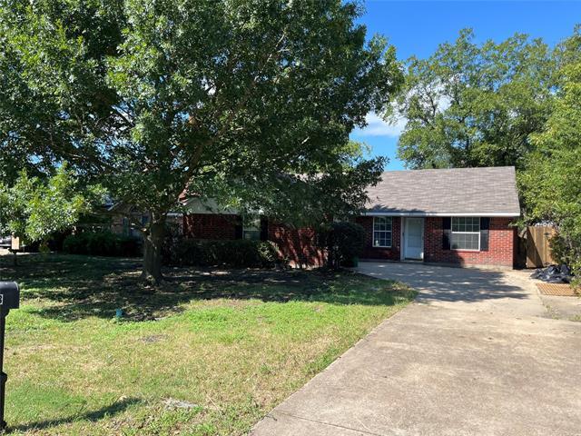 403 E R Ellis Ave in Rockwall, TX - Building Photo - Building Photo