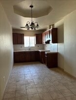 4264 S Menlo Ave in Los Angeles, CA - Building Photo