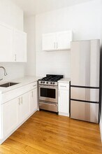126 Elizabeth St in New York, NY - Building Photo - Building Photo