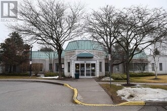 5001 Finch Ave E in Toronto, ON - Building Photo - Building Photo