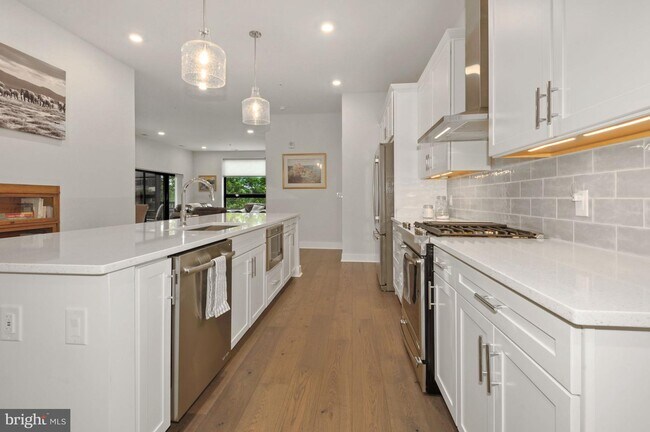 44691 Wellfleet Dr-Unit -209 in Ashburn, VA - Building Photo - Building Photo
