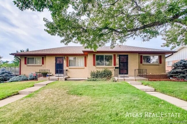 1304 W Crestline-