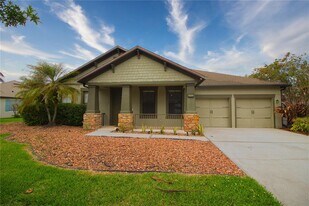 2860 Lafayette Trace Dr in St. Cloud, FL - Building Photo