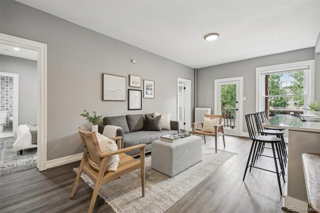 property at 1376 N Pearl St