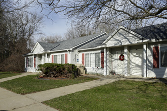 Valley View Apartments in Ionia, MI - Building Photo - Building Photo