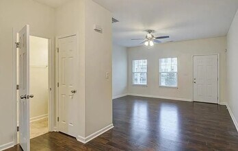 119 Summerland Dr in Greensboro, NC - Building Photo - Building Photo