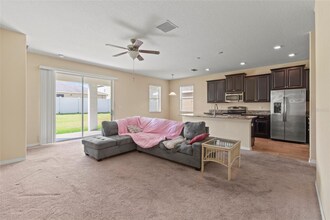 16614 Myrtle Sand Dr in Wimauma, FL - Building Photo - Building Photo