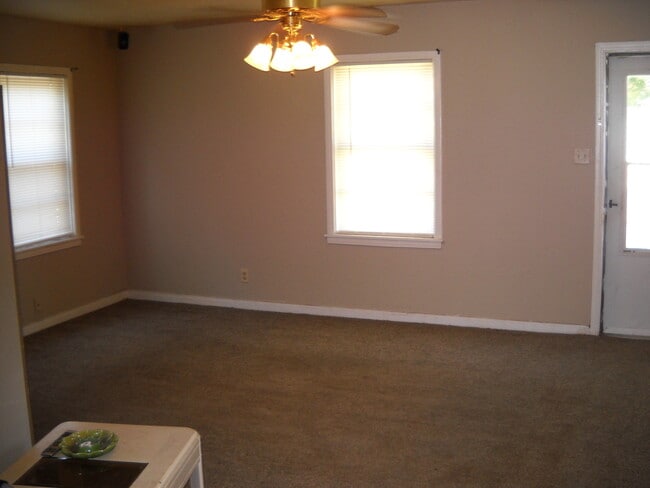 3614 NE 19th Ave in Amarillo, TX - Building Photo - Building Photo