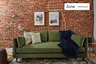 Cozy ROOM at The Cornelia House, Unit 3 in Queens, NY - Foto de edificio - Building Photo